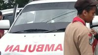 BreakingNews: Mobil Ambulance Puskesmas Mamasa Menabrak Pengendara Motor