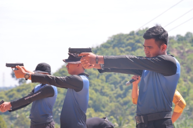 Lomba Menembak Warnai HUT Bhayangkara di Mamuju Tengah