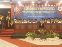 Rektor USN Kolaka Dr. Nur Ihsan Wisuda Pertama Sebanyak 525 Lulusan