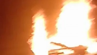 Diduga Kebocoran Tangki Motor Ludes Terbakar di Depan SPBU Sampaga Mamuju