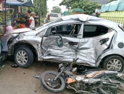 Terlibat Lakalantas, Mobil Honda Brio Tabrak Tiga Pengendara Lain di Poros Sidrap Pare-Pare